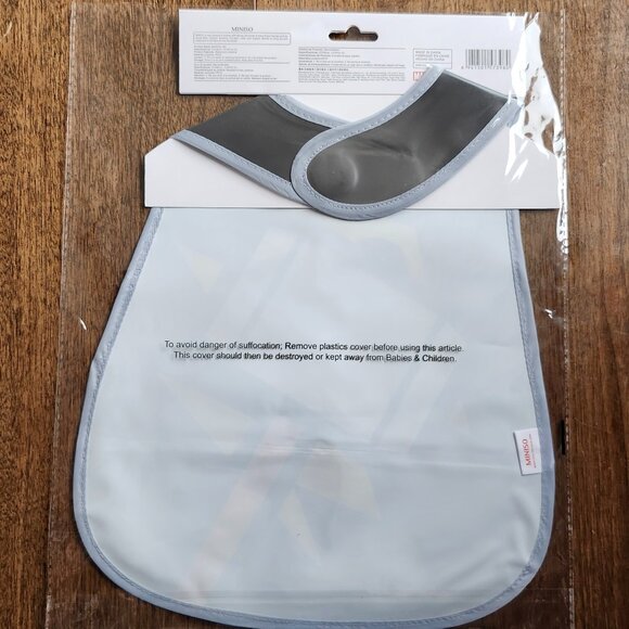 ADORABLE MARVEL Thor Hammer Baby Bib BNIP Mjölnir - Picture 3 of 3